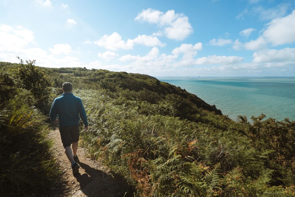 Ile Chaussey le sentier cotier